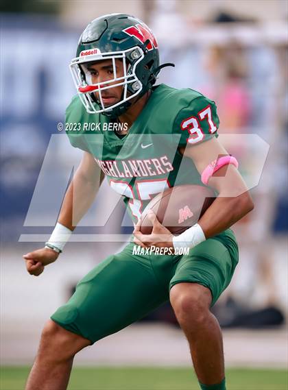 Thumbnail 3 in The Woodlands vs Willis photogallery.