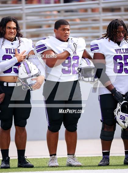 Thumbnail 3 in The Woodlands vs Willis photogallery.