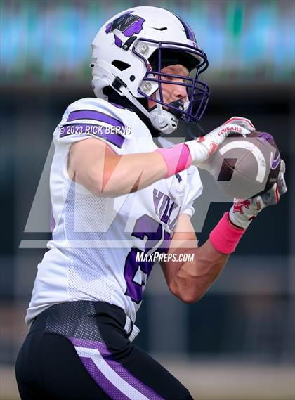 Thumbnail 2 in The Woodlands vs Willis photogallery.