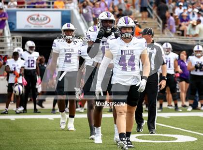 Thumbnail 2 in The Woodlands vs Willis photogallery.
