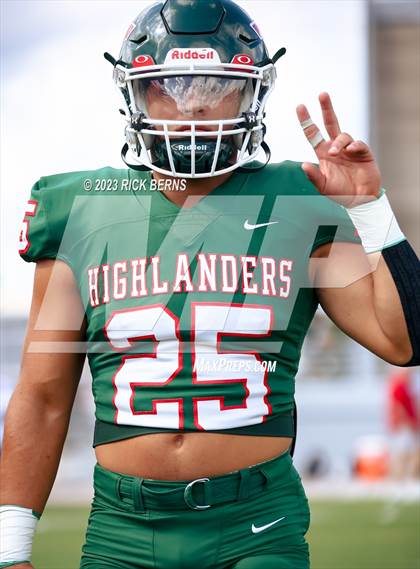 Thumbnail 1 in The Woodlands vs Willis photogallery.