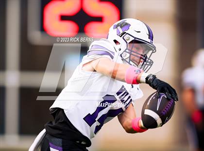 Thumbnail 2 in The Woodlands vs Willis photogallery.