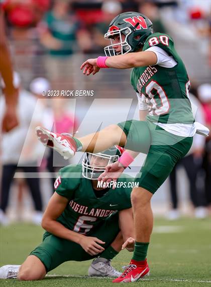 Thumbnail 2 in The Woodlands vs Willis photogallery.