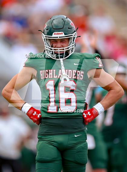 Thumbnail 1 in The Woodlands vs Willis photogallery.