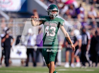 Thumbnail 2 in The Woodlands vs Willis photogallery.