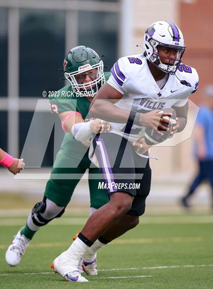 Thumbnail 3 in The Woodlands vs Willis photogallery.
