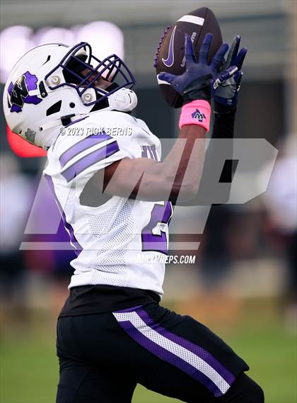 Thumbnail 1 in The Woodlands vs Willis photogallery.