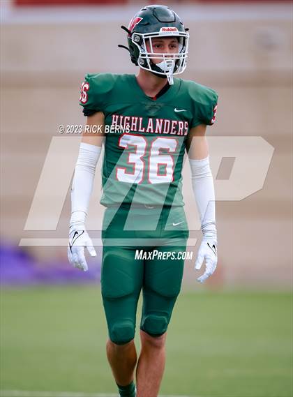 Thumbnail 2 in The Woodlands vs Willis photogallery.