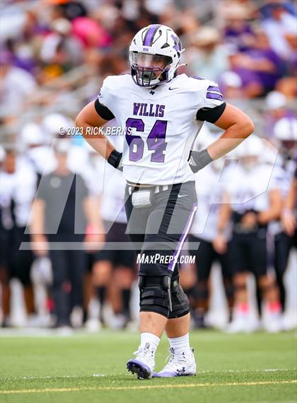 Thumbnail 1 in The Woodlands vs Willis photogallery.