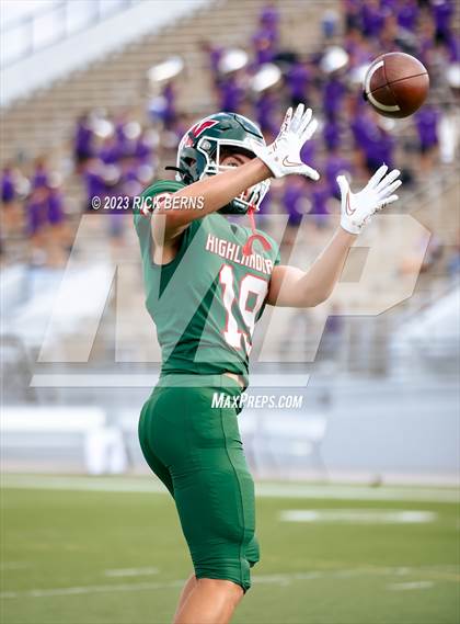 Thumbnail 3 in The Woodlands vs Willis photogallery.