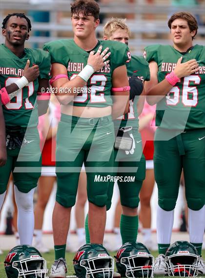 Thumbnail 2 in The Woodlands vs Willis photogallery.