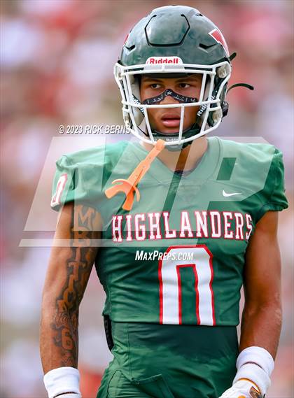 Thumbnail 3 in The Woodlands vs Willis photogallery.