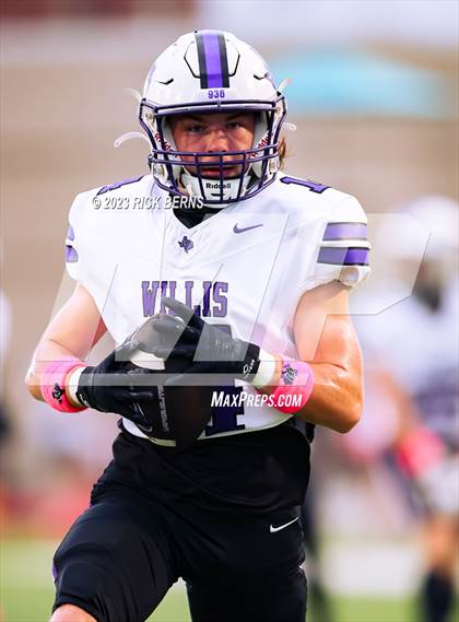 Thumbnail 3 in The Woodlands vs Willis photogallery.