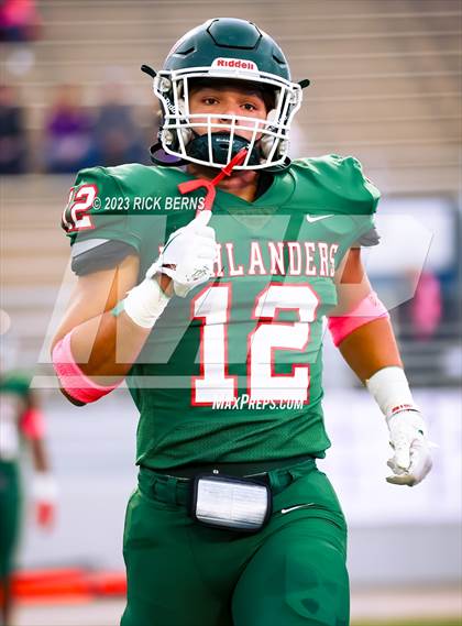 Thumbnail 2 in The Woodlands vs Willis photogallery.