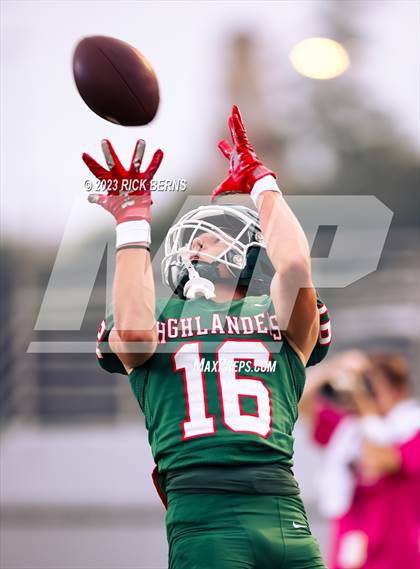 Thumbnail 2 in The Woodlands vs Willis photogallery.
