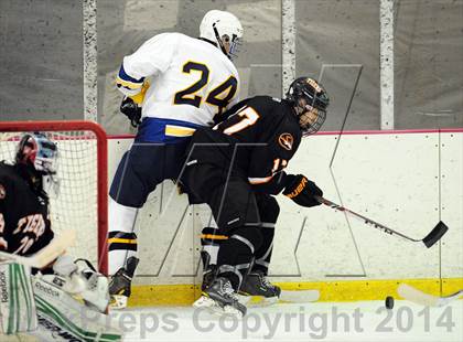 Thumbnail 2 in White Plains @ Pelham Memorial photogallery.