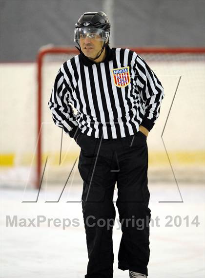 Thumbnail 3 in White Plains @ Pelham Memorial photogallery.