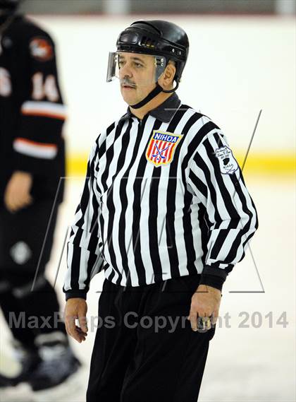 Thumbnail 2 in White Plains @ Pelham Memorial photogallery.