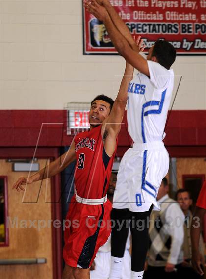 Thumbnail 1 in Findlay Prep vs. Desert Pines (Las Vegas Hoop Fest) photogallery.