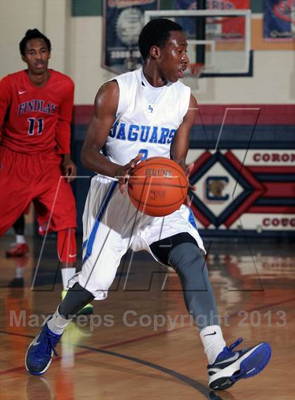 Thumbnail 2 in Findlay Prep vs. Desert Pines (Las Vegas Hoop Fest) photogallery.