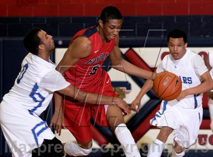 Thumbnail 3 in Findlay Prep vs. Desert Pines (Las Vegas Hoop Fest) photogallery.