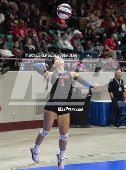 Thumbnail 1 in Valor Christian vs Legend (CHSAA 5A Championship Final) photogallery.
