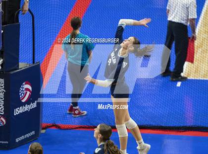Thumbnail 3 in Valor Christian vs Legend (CHSAA 5A Championship Final) photogallery.