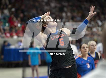 Thumbnail 2 in Valor Christian vs Legend (CHSAA 5A Championship Final) photogallery.
