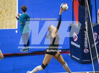 Thumbnail 2 in Valor Christian vs Legend (CHSAA 5A Championship Final) photogallery.