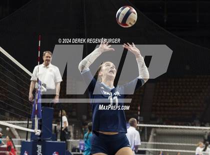 Thumbnail 2 in Valor Christian vs Legend (CHSAA 5A Championship Final) photogallery.