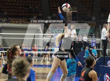 Thumbnail 1 in Valor Christian vs Legend (CHSAA 5A Championship Final) photogallery.