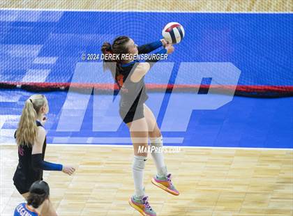 Thumbnail 1 in Valor Christian vs Legend (CHSAA 5A Championship Final) photogallery.