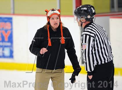 Thumbnail 2 in Darien vs. Ridgefield/Immaculate (FCIAC Final)  photogallery.