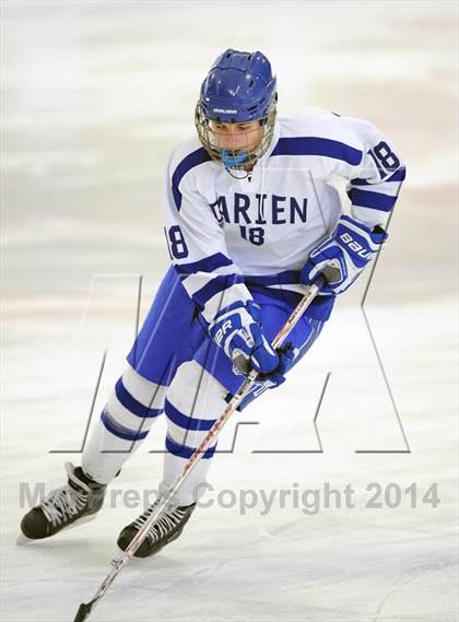 Thumbnail 1 in Darien vs. Ridgefield/Immaculate (FCIAC Final)  photogallery.