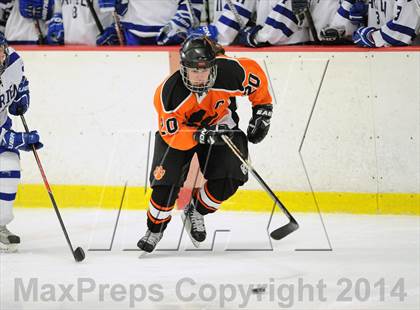 Thumbnail 1 in Darien vs. Ridgefield/Immaculate (FCIAC Final)  photogallery.