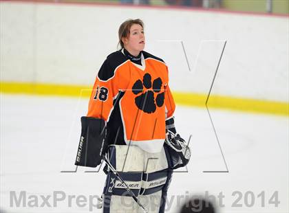 Thumbnail 3 in Darien vs. Ridgefield/Immaculate (FCIAC Final)  photogallery.