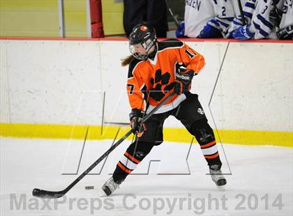 Thumbnail 1 in Darien vs. Ridgefield/Immaculate (FCIAC Final)  photogallery.