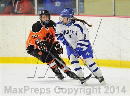 Thumbnail 1 in Darien vs. Ridgefield/Immaculate (FCIAC Final)  photogallery.