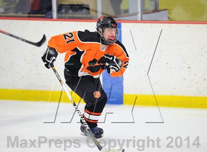 Thumbnail 2 in Darien vs. Ridgefield/Immaculate (FCIAC Final)  photogallery.