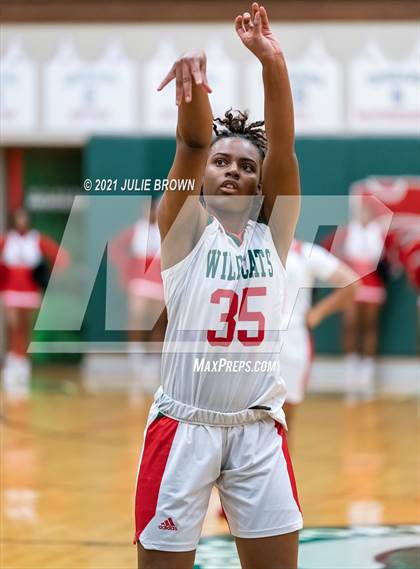 Thumbnail 3 in South Bend Washington @ Lawrence North photogallery.