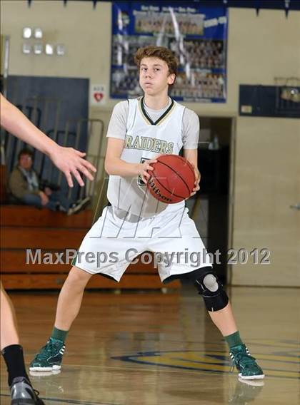 Thumbnail 2 in Vista del Lago vs. Rio Americano (Trojan Toss-Up) photogallery.