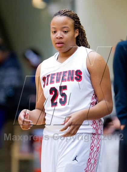 Thumbnail 1 in Stevens vs. Warren photogallery.
