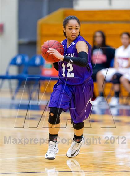 Thumbnail 3 in Stevens vs. Warren photogallery.