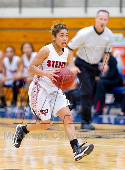 Thumbnail 2 in Stevens vs. Warren photogallery.