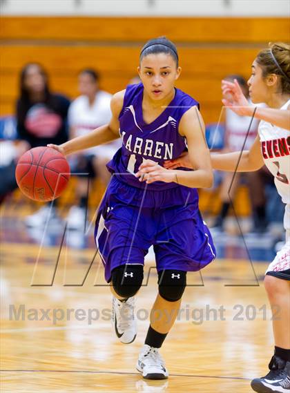 Thumbnail 2 in Stevens vs. Warren photogallery.