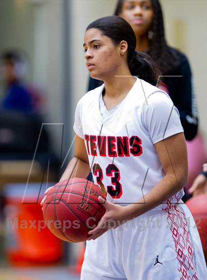 Thumbnail 3 in Stevens vs. Warren photogallery.