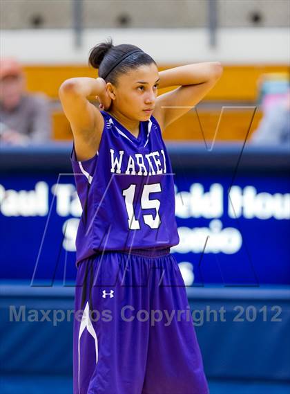 Thumbnail 2 in Stevens vs. Warren photogallery.