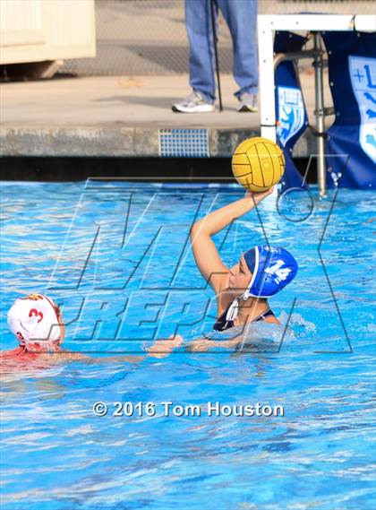 Thumbnail 3 in St. Lucy's vs Mission Viejo photogallery.