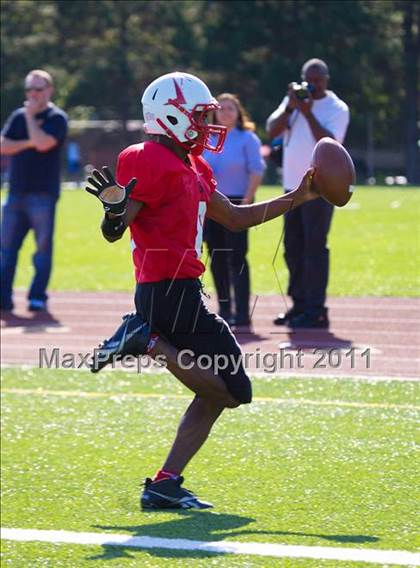 Thumbnail 2 in St. Francis Prep @ Cardinal Spellman photogallery.