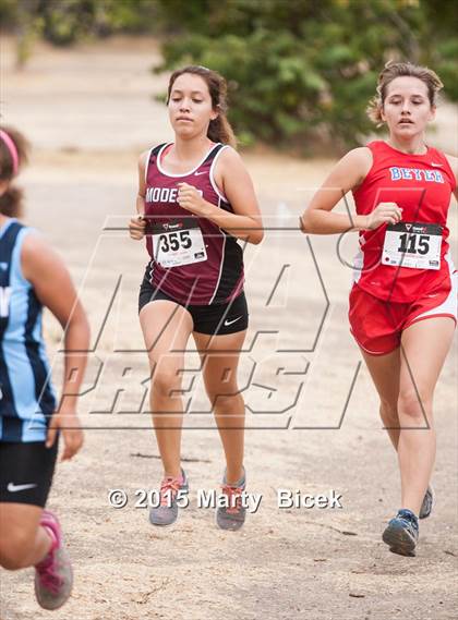 Thumbnail 3 in Modesto Metro Conference Cross County League Meet photogallery.